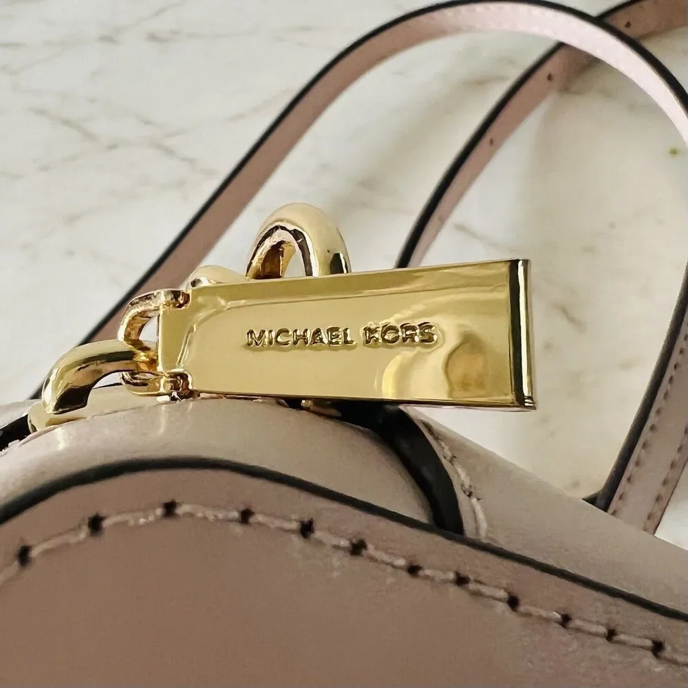 MICHAEL KORS Ginny Soft Pink Leather 